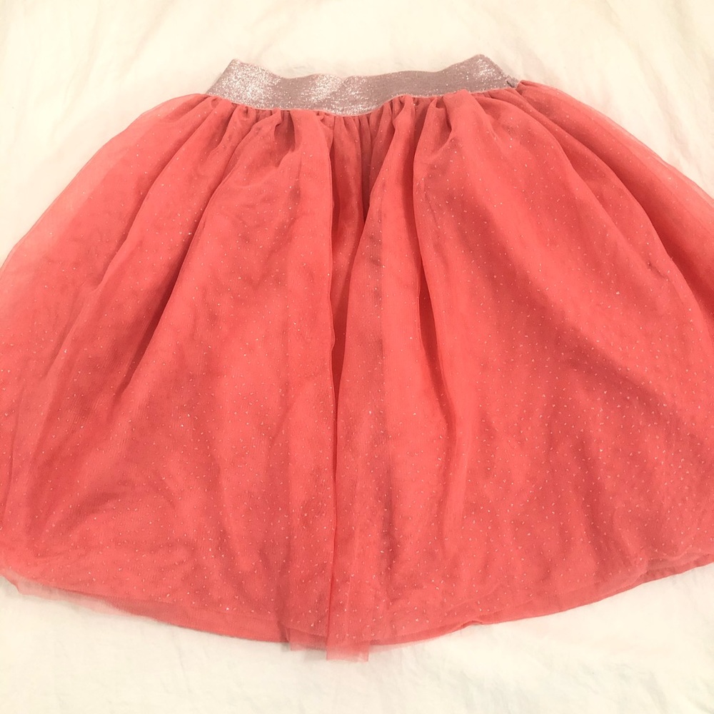Gap skirt